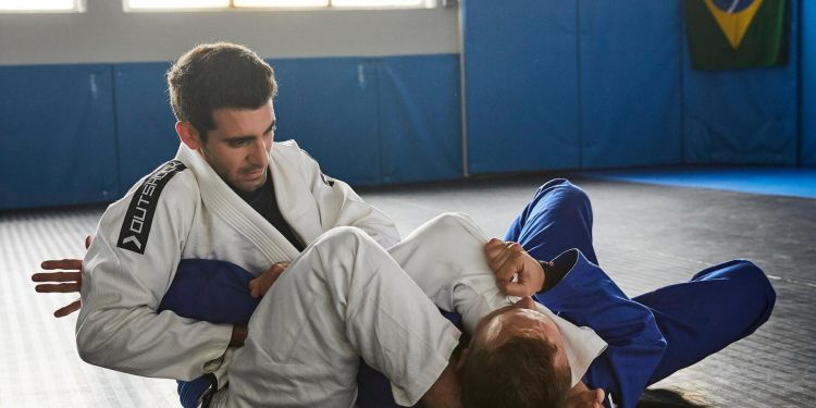 Nên học môn võ nào để thực chiến tốt nhất – Brazilian Jiu Jitsu